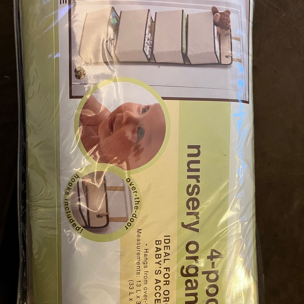 Nursery 4 pocket Organizer